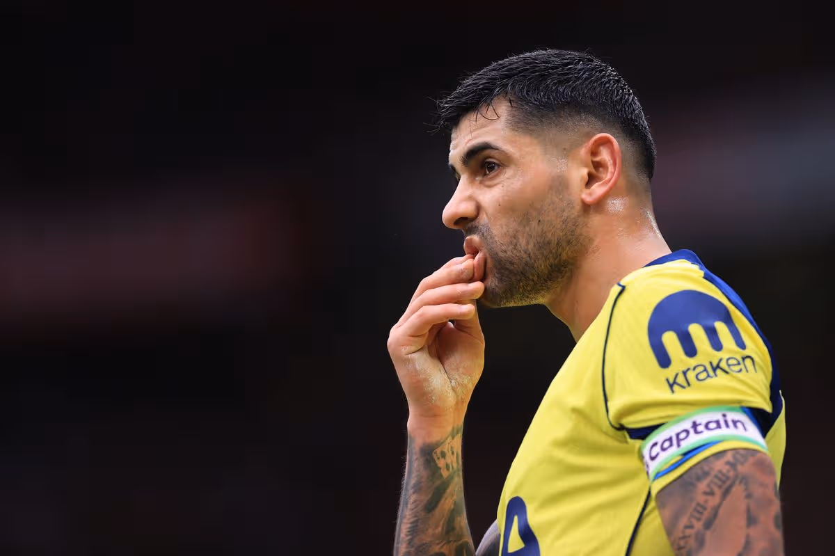 How Thomas Frank is likely privately reacting to Cristian Romero’s situation and that Souza debut.