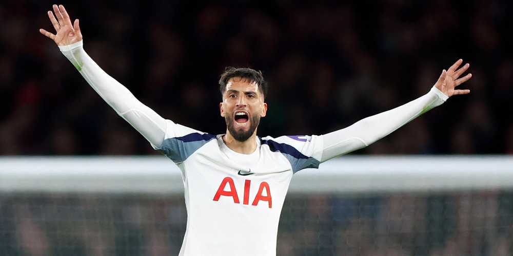 Alasdair Gold reports that Roberto De Zerbi is ready to give a £75,000-a-week Tottenham player his chance after being completely overlooked by Tudor.